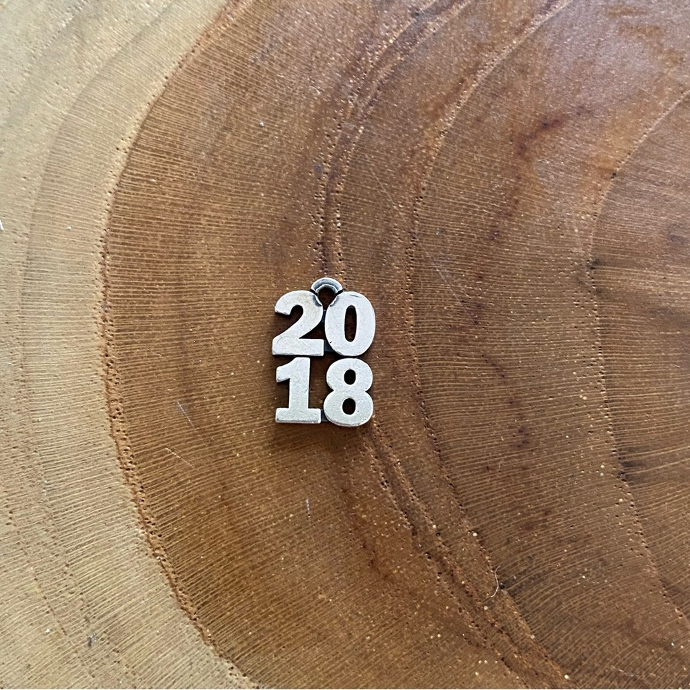 RETIRED James Avery 2018 stacked year charm, sterling silver ✨
